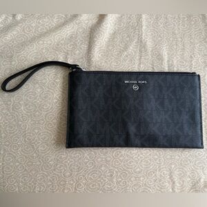 Michael Kors Black Men's / Woman’s Wristlet